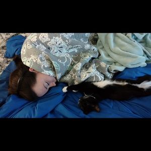 Meet your Posher, Emily